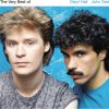 MeTV Entertainment The Very Best Of Daryl Hall And John Oates (Cd) - Hall & Oates | Cds