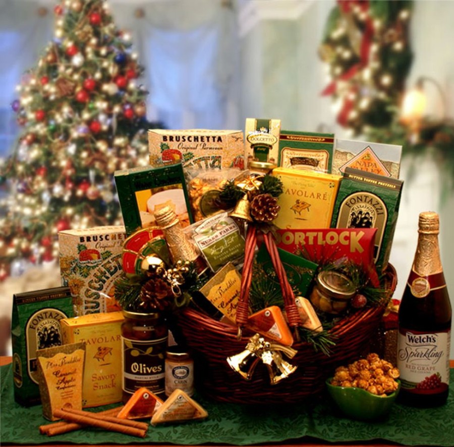 GBDS The Holiday Entertainer Gift Basket | Holiday Gift Baskets