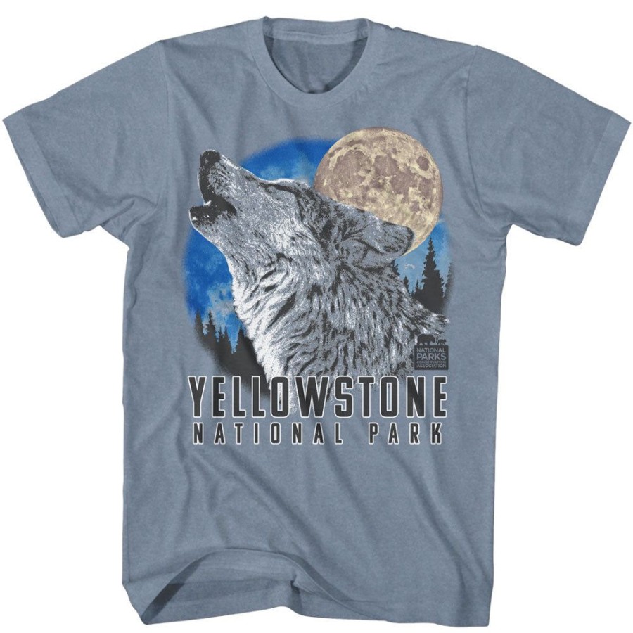 MeTV Custom Brands National Parks - Yellowstone Howling Wolf | Classic Brands Tees